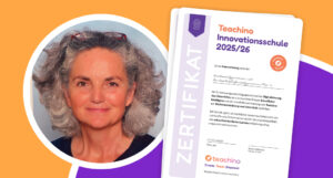 Angelika Steiner Kofler mit seiner Auszeichnung zur Teachino Innovationsschule